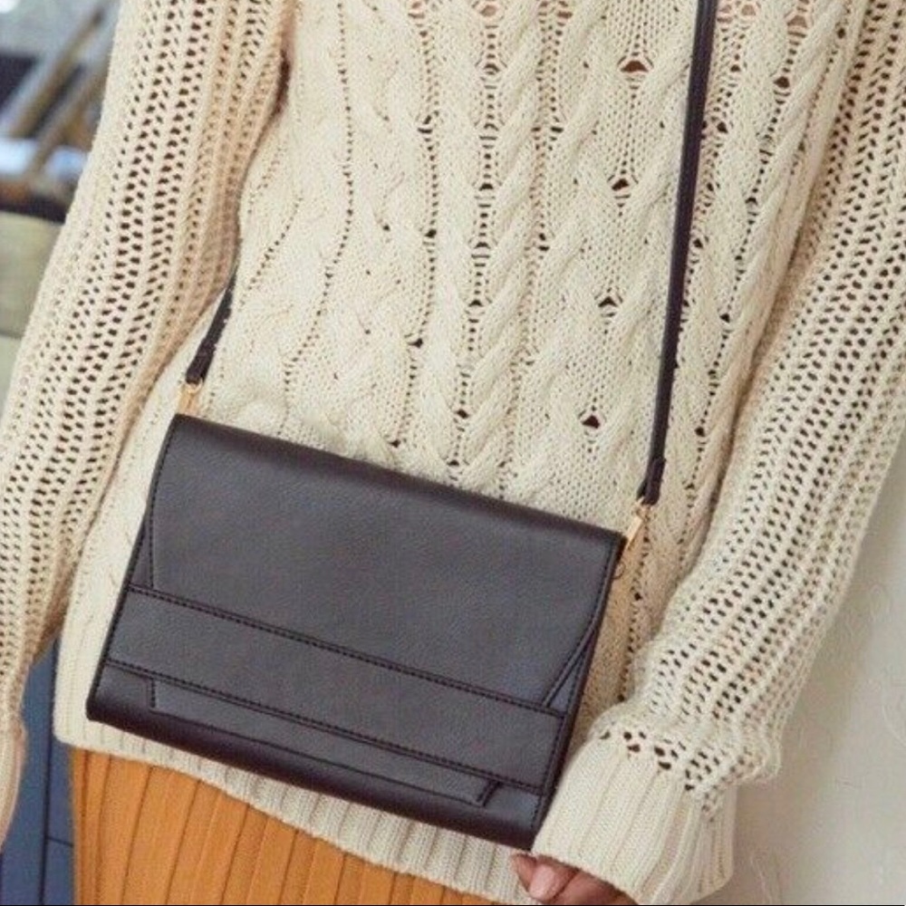Summer & Rose Celine crossbody in black
